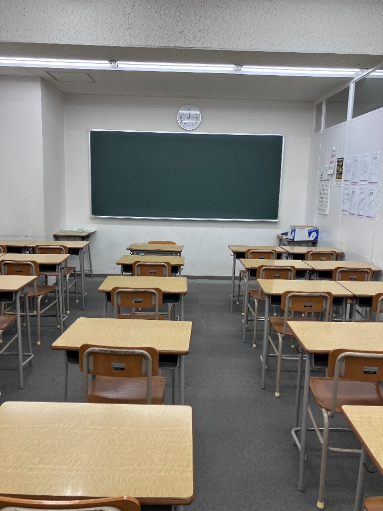 岡山市【家では勉強しないのに塾では集中するのはなぜ？中学生によくある理由】